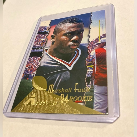 Marshall Faulk RC Rookie 1994 Pinnacle Football Card #198 Vintage collectible - Picture 1 of 3